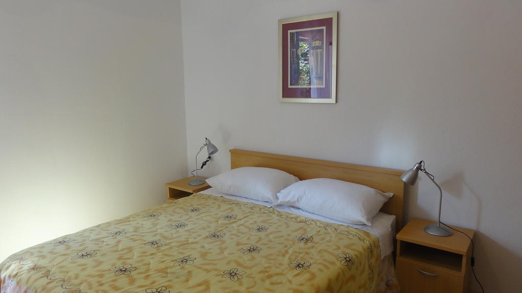 Studio Apartments With Terrace Near Sea - Angela'S Apartments Zára Szoba fotó